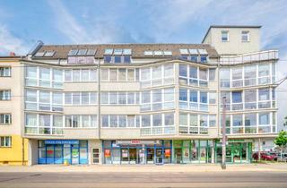 Wohnung kaufen in 12489 Berlin, Berlin - Lichtdurchflutetes 2-Zimmer-Dachgeschoss in zentraler Lage von Adlershof