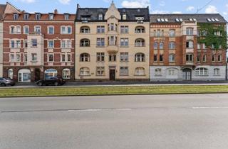 Wohnung kaufen in 34121 Kassel, Großzügige 4-Zi.-Wohnung mit Balkon, Loggia & Kamin – Ideal für Eigennutzer oder Anleger