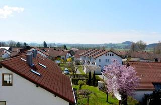 Wohnung kaufen in Ringweg 25, 88299 Leutkirch, Geschmackvolle 5-Raum-Dachgeschosswohnung mit tollem Bergblick - ohne Markler