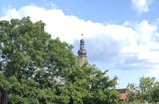 Penthouse kaufen in 91054 Burgberg, Geschmackvolle, neuwertige 3-Zimmer-Penthouse-Wohnung mit lux. Innenausstattung mit EBK in Erlangen