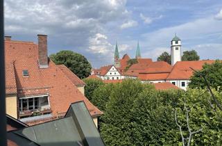 Wohnung kaufen in Kohlergasse, 86152 Innenstadt, Top Lage: 2-Zimmer-DG-Wohnung mit Balkon in Augsburg