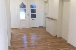 Wohnung mieten in Dr.-Georg-Sauerwein-Straße, 31028 Gronau, Schöne, neuwertige 5-Zimmer-Wohnung zur Miete in Gronau (Leine)