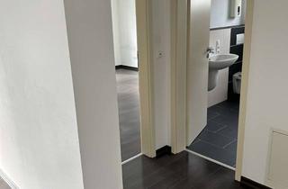 Wohnung mieten in Erlenbachstraße 48, 54343 Föhren, Neuwertige 3-Zimmer-Wohnung mit Balkon und EBK in Föhren