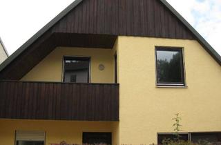 Wohnung mieten in 84169 Altfraunhofen, 2-Zimmer-Dachgeschosswohnung mit Einbauküche und Balkon