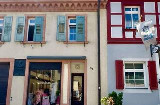 Wohnung mieten in 77723 Gengenbach, Altbauwohnung im Stadtzentrum von Gengenbach, 3,5 Zimmer, EBK und Balkon