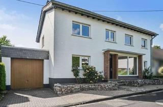 Einfamilienhaus kaufen in 53925 Kall, Ruhig gelegenes Einfamilienhaus in Kall-Steinfeld