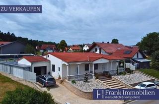Haus kaufen in 93191 Rettenbach, Bungalow mit Einliegerwohnung, Pool, Outdoorküche zwischen Falkenstein und Regensburg!
