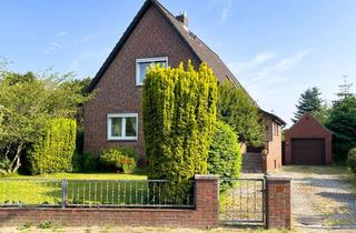 Haus kaufen in 25474 Bönningstedt, Gepflegtes, freistehendes Ein- /Zweifamilienhaus mit großem Garten, Vollkeller, Garage und Charme!