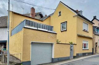 Haus kaufen in 56743 Mendig, Zentral gelegen, viel Platz, derzeit vermietet