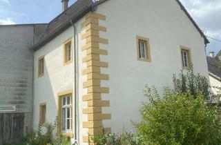 Haus kaufen in 54533 Oberkail, Ferienhaus mit historischem Flair in ehemaligem "Burggebäude"!