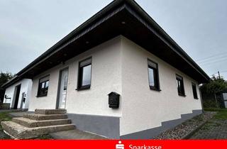 Haus kaufen in 57635 Hasselbach, Nähe Weyerbusch, Bungalow, Kfz-Halle und weiterem Mietobjekt sowie Bauland