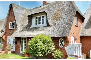 Haus kaufen in 25999 Kampen, Reetdach-Hausteil im Herzen von Kampen