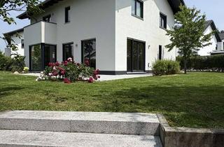 Einfamilienhaus kaufen in Franz-Kaltner-Str., 85625 Glonn, Prov.-frei: Neuwertiges, geräumiges Einfamilienhaus mit sechs Zimmern in Glonn, Kreis Eberberg
