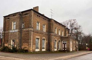Anlageobjekt in Bahnhof, 15306 Gusow-Platkow, Banhofsgebäude Seelow-Gusow