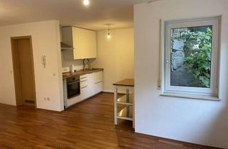 Wohnung mieten in Schloßbergstraße 3/1, 71116 Gärtringen, Helle, gepflegte 2,5-Zimmer-Wohnung mit EBK in Gärtringen, Ortsteil Rohrau