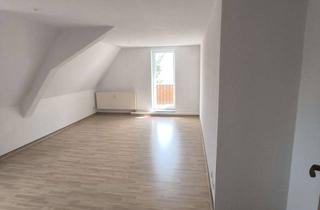 Wohnung mieten in Friedensstraße 23, 04769 Naundorf, Wohnen wie im Urlaub - 2 RW mit Balkon und Stellplatz