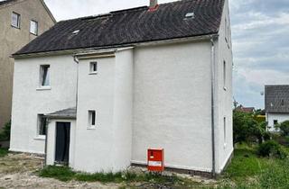 Mehrfamilienhaus kaufen in 02708 Löbau, Teilsaniertes Mehrfamilienhaus für 2 Generationen