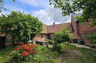Bauernhaus kaufen in 32469 Petershagen, Mitten im Ort - Bauernhaus für Individualisten in Pet.-Windheim