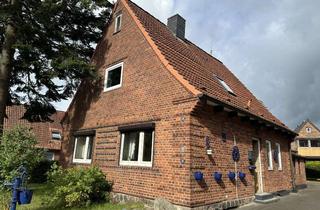 Einfamilienhaus kaufen in Richthofenstraße 19, 24768 Rendsburg, Älteres, renovierungsbedürftigtes Einfamilienhaus mit Einliegerwohnung
