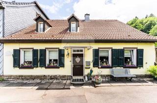 Haus kaufen in 51491 Overath, Charmantes Zweifamilienhaus mit historischem Flair und idyllischem Garten!