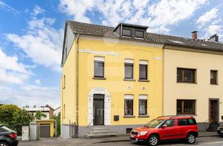 Haus kaufen in 53721 Siegburg, Sanierungsbedürftiger Altbau auf Traumgrundstück im Herzen von Siegburg.