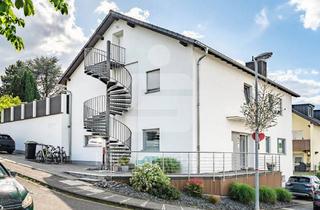 Wohnung kaufen in 53347 Alfter, Helle, moderne Dachgeschosswohnung.