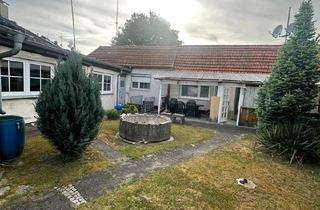 Haus kaufen in 86554 Pöttmes, Pöttmes - Renovierungsbedürftiges Haus in 86554