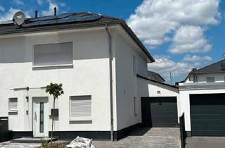 Doppelhaushälfte kaufen in 67677 Enkenbach-Alsenborn, Enkenbach-Alsenborn - Doppelhaushälfte in verkehrsberuhigter Straße