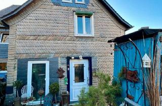 Doppelhaushälfte kaufen in 59955 Winterberg, Winterberg - Doppelhaushälfte mit Garten, Holzofen und Sauna - Silbach