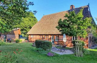 Haus kaufen in 21483 Wangelau, Wangelau - Idyllisches Reetdachanwesen | Top-Zustand