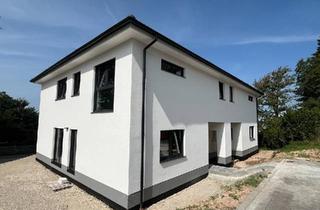Doppelhaushälfte kaufen in 91350 Gremsdorf, Gremsdorf - Doppelhaushälfte - Neubau - bezugsfertig