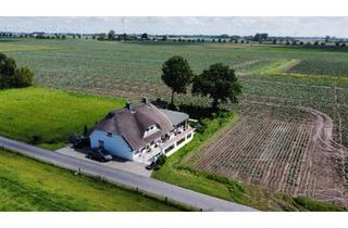 Haus kaufen in 25709 Marne, Marne - Reetdachhaus - direkt am Deich - Nordsee