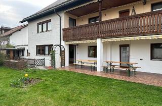 Haus kaufen in 82377 Penzberg, Penzberg - Großzügiges Mehrfamilien-Haus , Garten , Großraum-Garage , frei