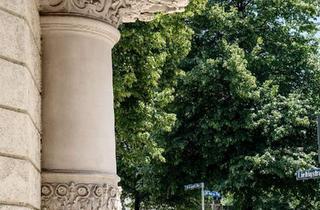 Wohnung kaufen in St.-Anna-Platz, 80538 München, Maisonette-Wohnung. Ruhige Innenhoflage zwischen Eisbach und St.-Anna-Platz.