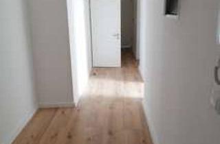 Wohnung mieten in Oberhausener Straße 145, 45476 Styrum, Helle 3,5-Zimmer Dachgeschosswohnung in Styrum zu vermieten!
