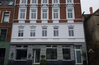 Wohnung mieten in 24837 Schleswig, Im charmanten Altbau citynah wohnen