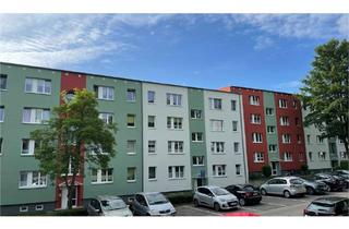 Wohnung mieten in Juri-Gagarin-Ring 27, 23966 Wismar-West, Schöne 3 - Raumwohnung mit Balkon