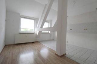 Wohnung mieten in 09328 Lunzenau, Großzügige 2,5-Raumwohnung mit Garage