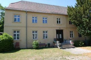 Mehrfamilienhaus kaufen in 16833 Fehrbellin, Charmantes Mehrfamilienhaus mit Charakter - 4 WE - ehemaliges Gutshaus - langjährige Mieter
