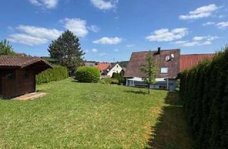 Doppelhaushälfte kaufen in Langestr. 14a, 75395 Ostelsheim, Gepflegte Doppelhaushälfte mit EBK, 2 Garage und großem Garten in 75395 Ostelsheim