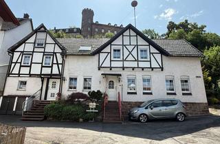 Haus kaufen in Am Ükern, 37688 Beverungen, Zwei verbundene Einfamilienhäuser in Beverungen-Herstelle