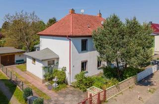 Doppelhaushälfte kaufen in 15517 Fürstenwalde, Keller, Einbauküche, mod. Gasheizung, Rollladen, Garage: Teilsanierte Doppelhaushälfte Fürstenwalde