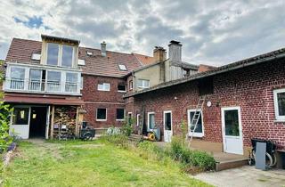 Haus kaufen in Vogelgesangstraße, 17279 Lychen, Teilsaniertes Stadthaus in Toplage von Lychen mit 2 Wohneinheiten und separater Einliegerwohnung