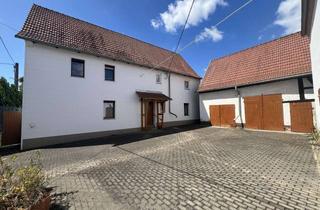 Einfamilienhaus kaufen in 06729 Elsteraue, Tolles Einfamilienhaus mit viel Nutzfläche & Garagen in Beersdorf bei Leipzig zu verkaufen.