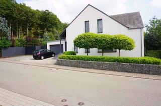 Einfamilienhaus kaufen in 67685 Erzenhausen, Wunderschönes freistehendes Einfamilienhaus - Wohnen auf über 250 m²