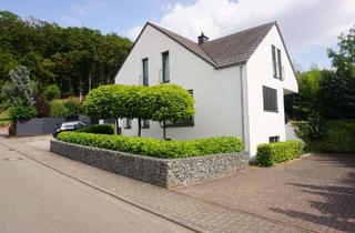 Einfamilienhaus kaufen in 67685 Erzenhausen, Wunderschönes freistehendes Einfamilienhaus - Wohnen auf über 250 m²