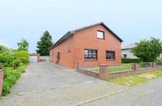 Einfamilienhaus kaufen in 25785 Odderade, Einfamilienhaus mit großem Grundstück - ideal für Handwerker oder Familien mit vielen Wohnideen