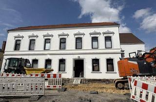 Anlageobjekt in 27804 Berne, Renditestarke Kapitalanlage: Solides Mehrfamilienhaus mit 9 vermieteten Einheiten in zentraler Lage von Berne!