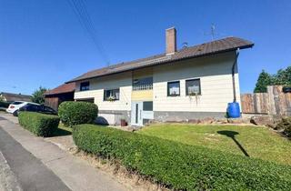 Mehrfamilienhaus kaufen in 74722 Buchen, Dreifamilienhaus mit Scheune!