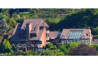 Villa kaufen in 56154 Boppard, *Wohnen wo andere Urlaub machen*Hochwertige Architektenvilla mit Panoramablick auf die Rheinschleife